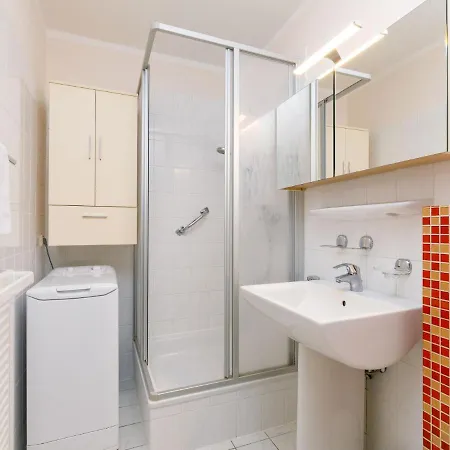 Apartment Lamprecht By Interhome